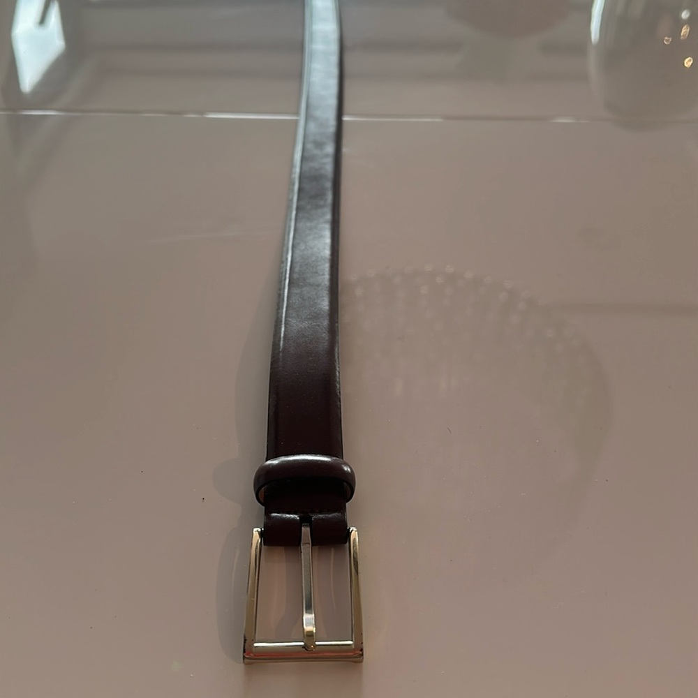 Leather belt like new